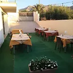 Al Cantuccio فندق مبيت وإفطار كاستيلوزو