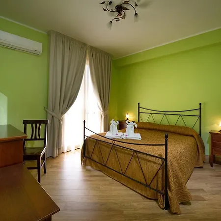 Al Cantuccio Bed & Breakfast 3*